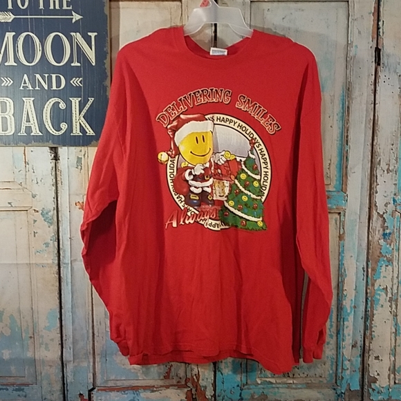 Walmart  long sleeve Tee - Picture 2 of 3